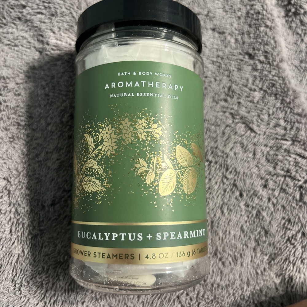 Bath & Body Works EUCALYPTUS SPEARMINT SHOWER STEAMERS‎ 4.8 oz/6 Count New